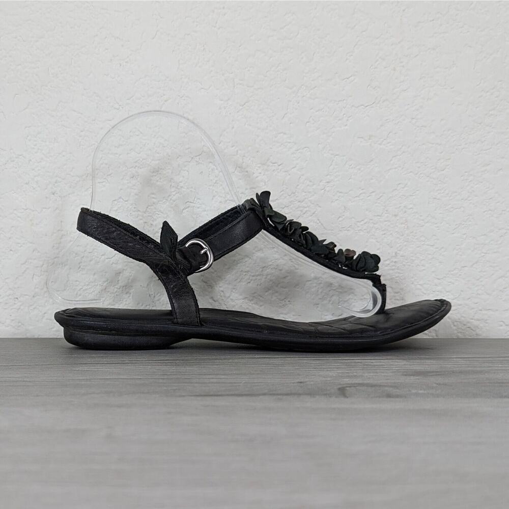 Born Womens Black Leather Thongs w/ Ankle Strap & Floral Details Sandals sz 8